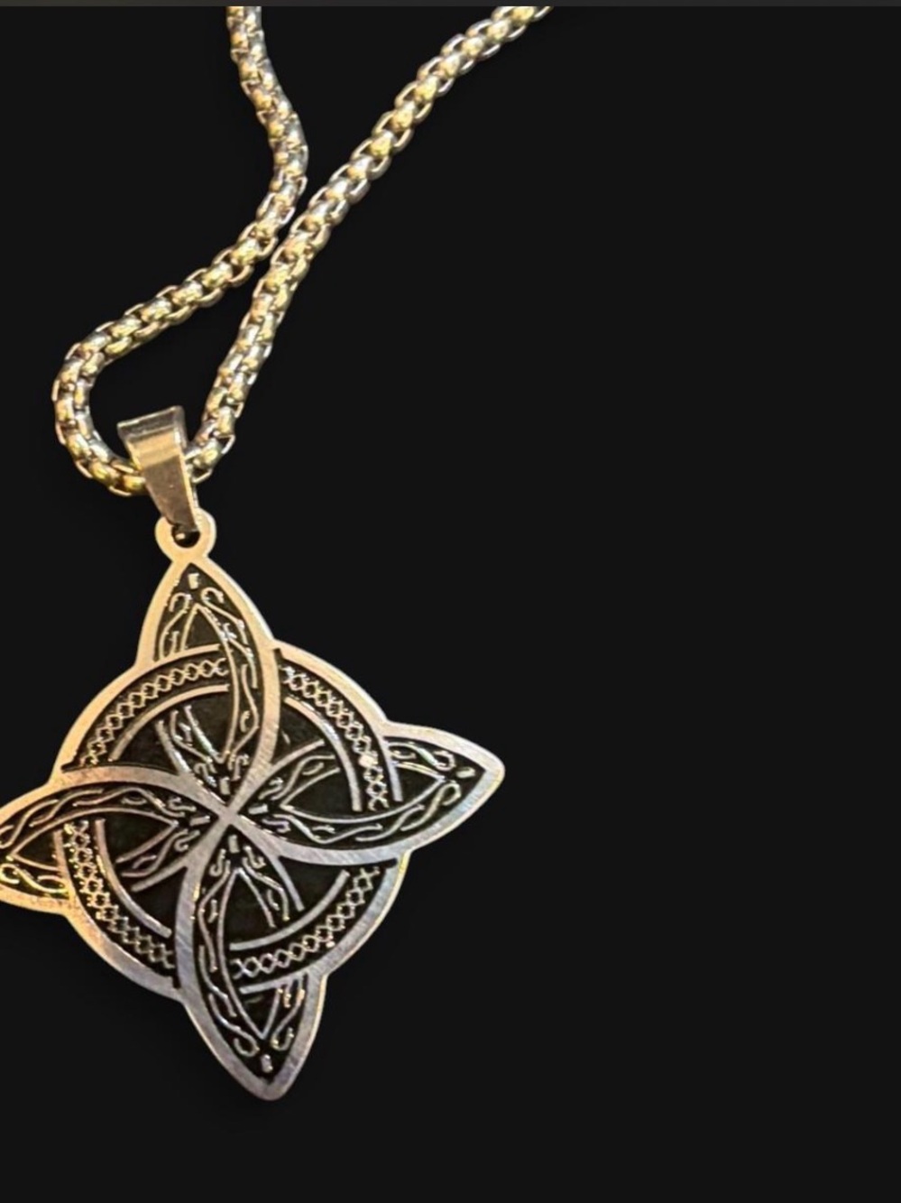 Celtic Knot Silver Pendant Necklace - Elegant Women's Jewelry Witches Knot